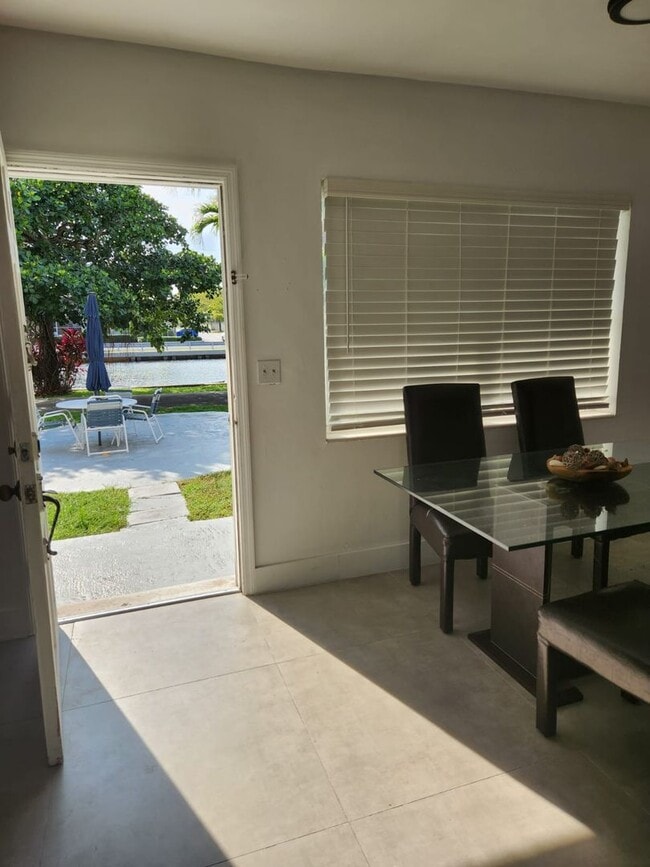 property at 467 Golden Isles Dr