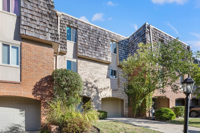 3368 Montavesta Rd in Lexington, KY - Building Photo - Building Photo