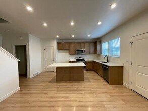4356 Hurstbourne Dr in Eagle Mountain, UT - Building Photo - Building Photo