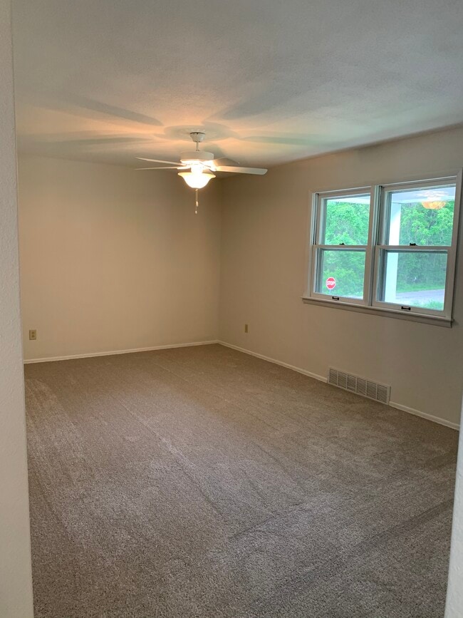 1202 Wayne St in Cape Girardeau, MO - Building Photo - Building Photo