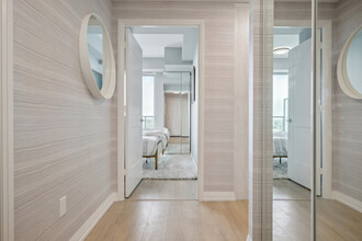 28 Widmer St in Toronto, ON - Building Photo - Building Photo