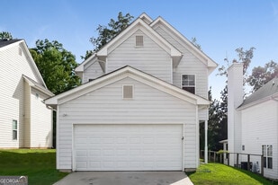 4683 Highpoint Ln in Atlanta, GA - Building Photo