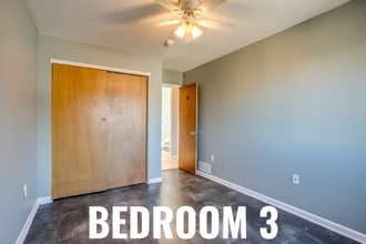 2137 S Vallejo St in Englewood, CO - Building Photo - Building Photo