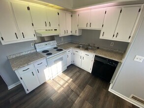 135 Quita Cir, Unit B in Lebanon, TN - Building Photo - Building Photo
