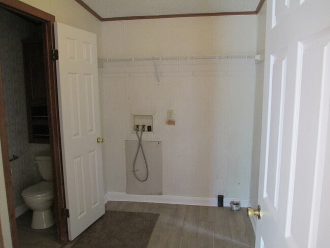 102 Thomas Jefferson Dr in Roanoke Rapids, NC - Building Photo - Building Photo