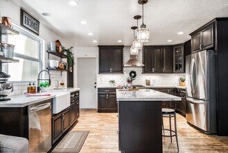 8511 Fensmuir St in San Diego, CA - Building Photo - Building Photo