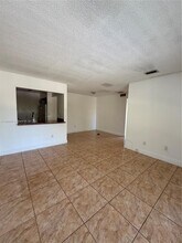 2530 W 67th Pl in Hialeah, FL - Building Photo - Building Photo