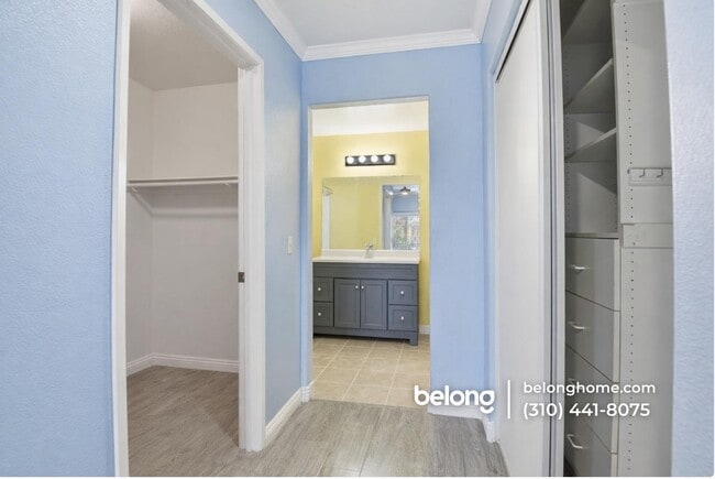 7208 Paseo Del Rio in City Of Commerce, CA - Foto de edificio - Building Photo