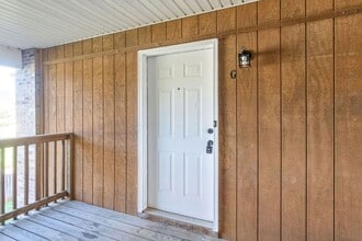 410 Jack Miller Blvd in Clarksville, TN - Building Photo - Building Photo