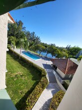8260 SW 210th St in Cutler Bay, FL - Building Photo - Building Photo