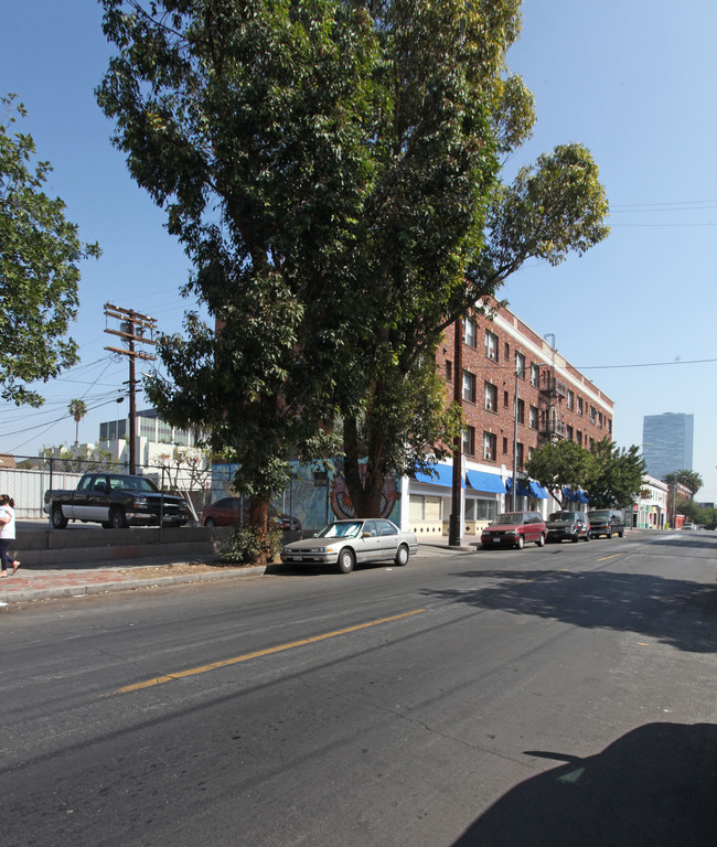 Bellevue Apartments in Los Angeles, CA - Foto de edificio - Building Photo