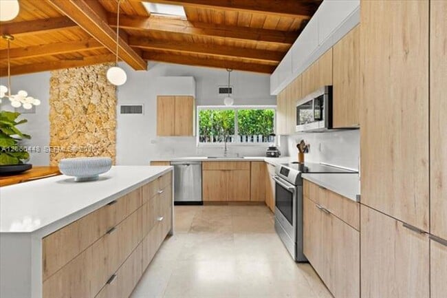 property at 4344 Douglas Rd