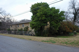 1405 Plowman Ave Apartments