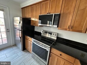 4713 Columbia Rd in Ellicott City, MD - Building Photo - Building Photo