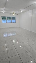 100 Edgewater Dr, Unit 116 in Coral Gables, FL - Building Photo - Building Photo