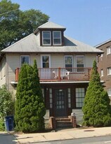 412 Belgrade Ave, Unit First Floor in Boston, MA - Building Photo