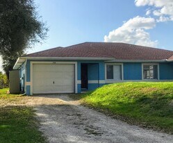 714 Harold Ave S, Unit 714 Harold Ave South in Lehigh Acres, FL - Building Photo