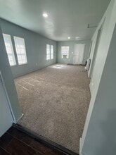 1807 Elm St in Van Buren, AR - Building Photo - Building Photo