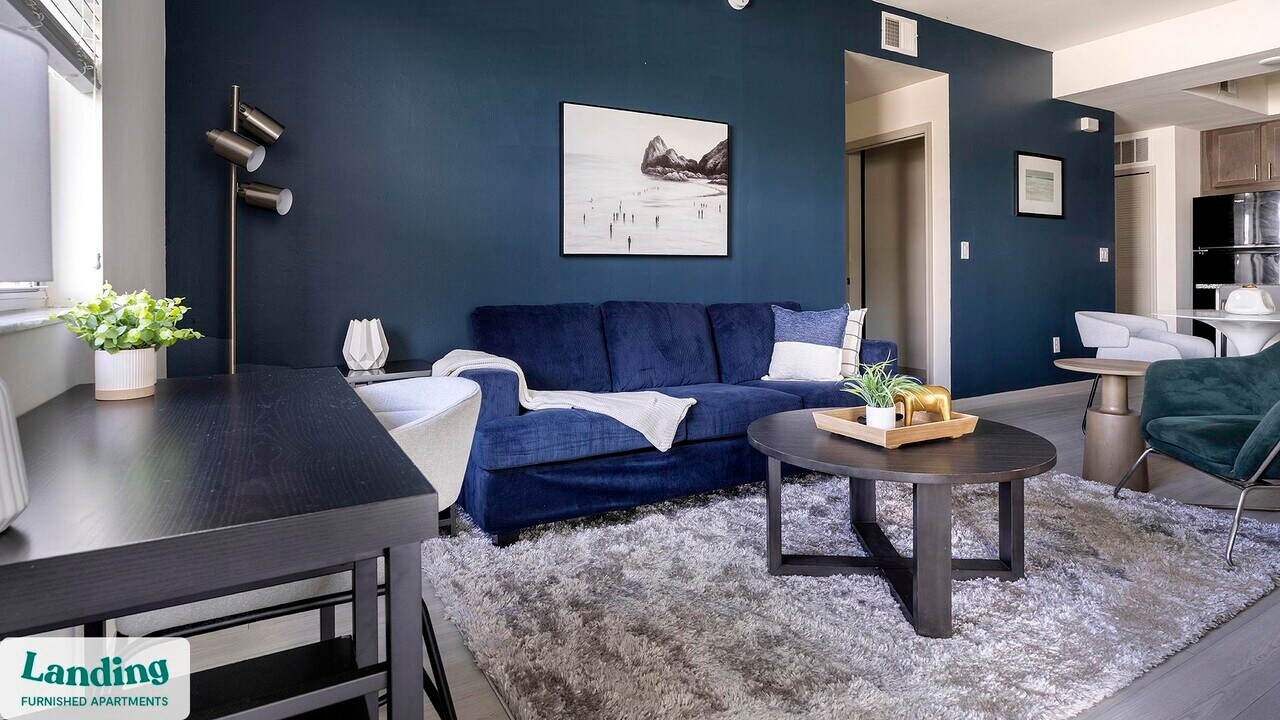 4985 Eastwood Greens St in Ft. Myers, FL - Foto de edificio