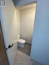 8010 Derry Rd in Milton, ON - Building Photo - Building Photo