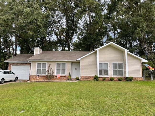 309 E Emerald Dr in Enterprise, AL - Building Photo - Building Photo