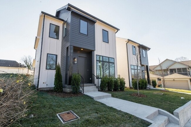 1009 Garfield St in Nashville, TN - Building Photo - Building Photo