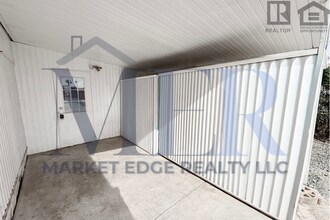 9240 E Sunland Ave in Mesa, AZ - Building Photo - Building Photo