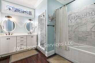 324 N Roman St in New Orleans, LA - Building Photo - Building Photo