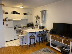 43 S Huntington Ave in Boston, MA - Building Photo
