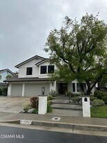 24067 Arminta St in Los Angeles, CA - Building Photo