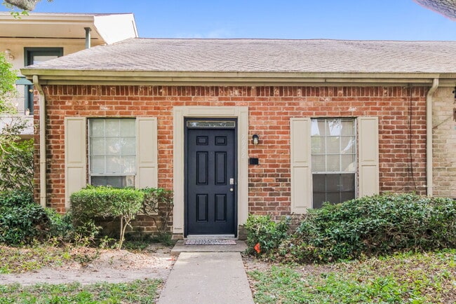 property at 7922 Grow Ln