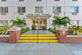 406 W Azeele St in Tampa, FL - Foto de edificio - Building Photo