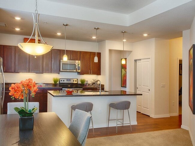 Amberley at Inverness in Englewood, CO - Building Photo - Building Photo