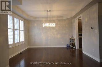 3 Earnshaw Dr in Markham, ON - Building Photo - Building Photo