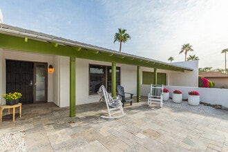 2542 E Cochise Rd in Phoenix, AZ - Building Photo - Building Photo