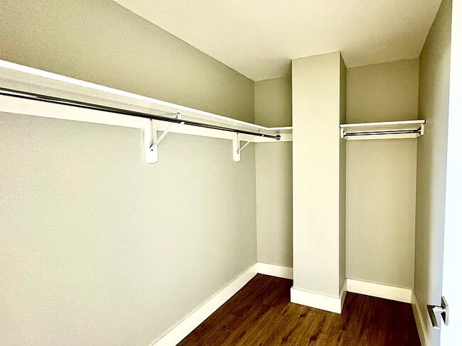 144 Summit Ave, Unit 309