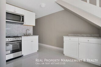 10260 Turkey Lake Rd, Unit Unit 158 in Orlando, FL - Building Photo - Building Photo