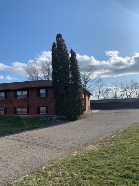 Red Rose Apartments in Boone, IA - Building Photo - Building Photo