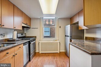 1326 S Broad St in Philadelphia, PA - Building Photo - Building Photo