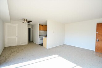 703 College Park Dr in Carnot-Moon, PA - Building Photo - Building Photo