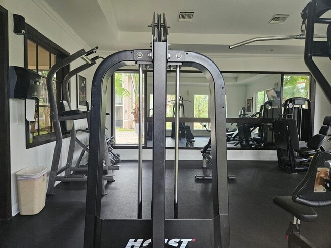 12118 St.Andrews Pl in Miramar, FL - Building Photo - Building Photo