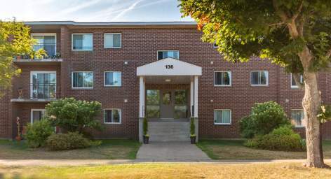 Cambridge Heights Apartments in Sault Ste Marie, ON - Building Photo