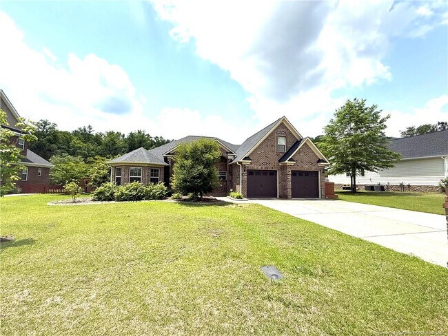 439 W Summerchase Dr in Fayetteville, NC - Building Photo - Building Photo