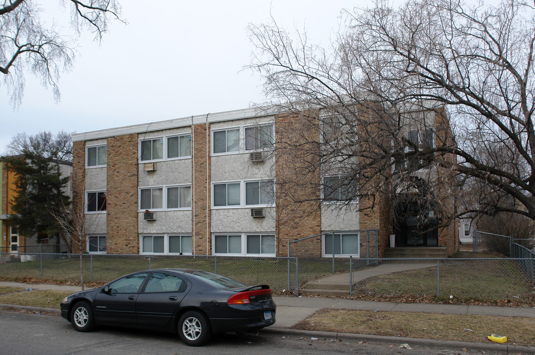 3132 S Pleasant Ave in Minneapolis, MN - Building Photo