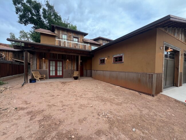 1286 Dream Dr in Moab, UT - Foto de edificio - Building Photo