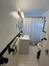 708 S Arlington Mill Dr, Unit 204 in Arlington, VA - Building Photo - Building Photo