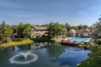 Tiffany Lakes in Columbus, OH - Foto de edificio - Building Photo