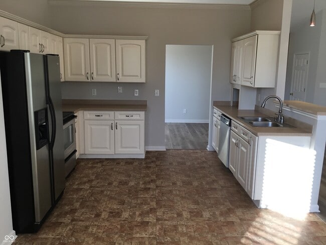 1325 River Ridge Dr in Brownsburg, IN - Building Photo - Building Photo