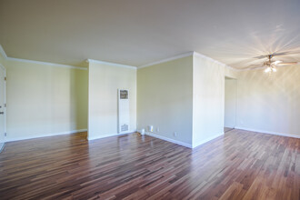 Eden Terrace in Castro Valley, CA - Building Photo - Interior Photo