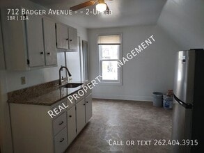 712 Badger Ave in South Milwaukee, WI - Building Photo - Building Photo